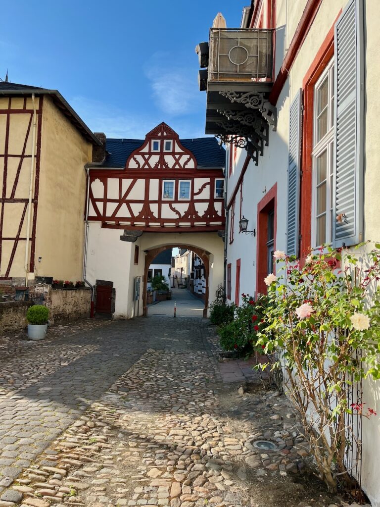 Schloss-Phillipsburg-Braubach-2025-32-768x1024 Schloss Philippsburg in Braubach – Renaissancejuwel mit historischem Garten und kulinarischem Genuss
