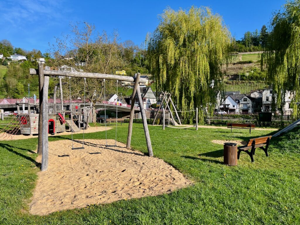 Spielplatz-in-Obernhof-an-der-Lahn-2025-15-1024x768 Freizeitgelände & Kinderspielplatz in Obernhof