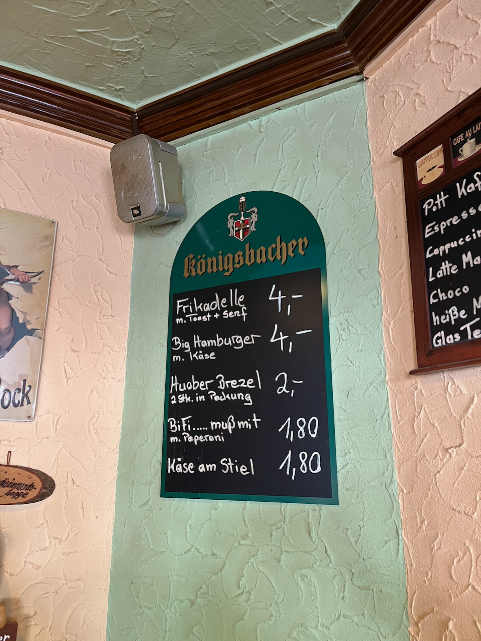 Baarescheeser-Niederlahnstein-2026-10 Kneipe pur! Rosi – und ihr Baareschesser in Niederlahnstein sind echte Originale ihrer Zunft