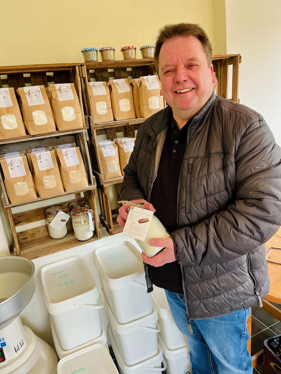 Brunnenhof-Grebenroth-2026-53 Flüssiges Gold von Familienbetrieb aus der Region findet in gemeinsamer Aktion seinen Weg!