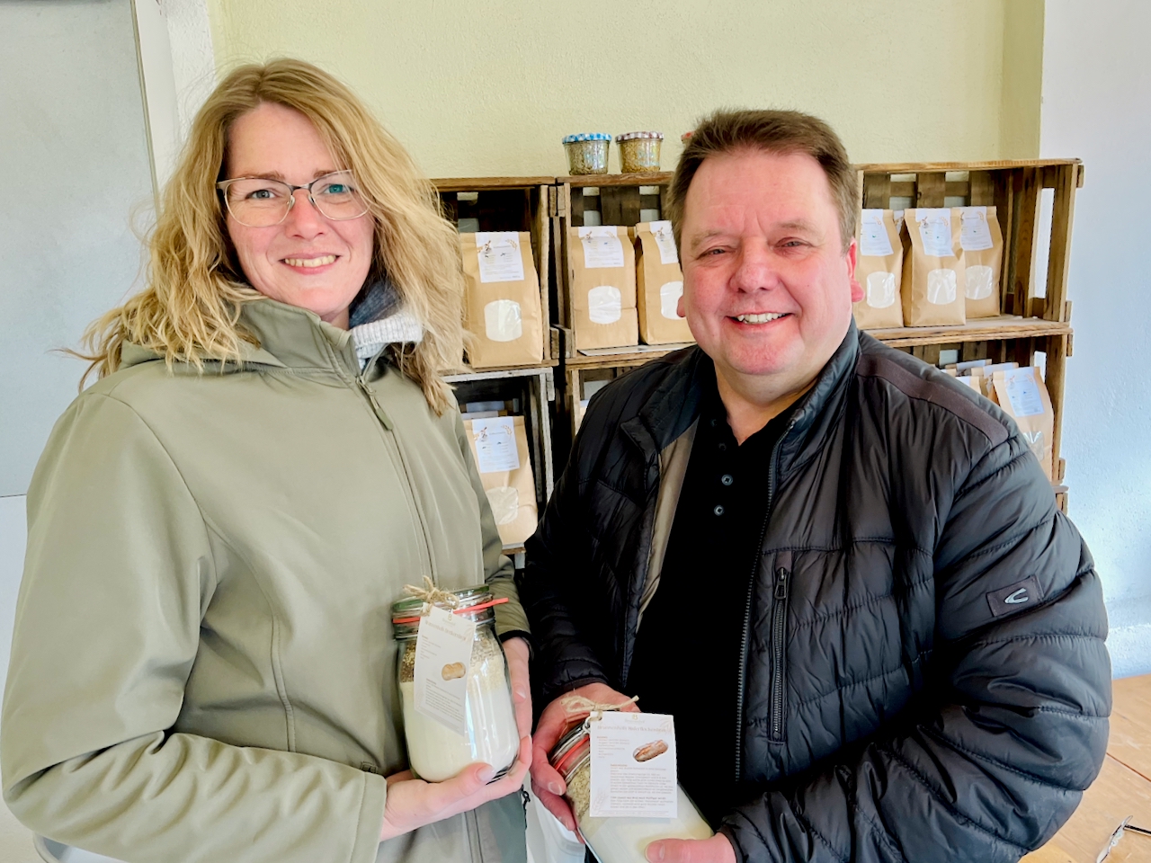 Brunnenhof-Grebenroth-2026-54 Flüssiges Gold von Familienbetrieb aus der Region findet in gemeinsamer Aktion seinen Weg!