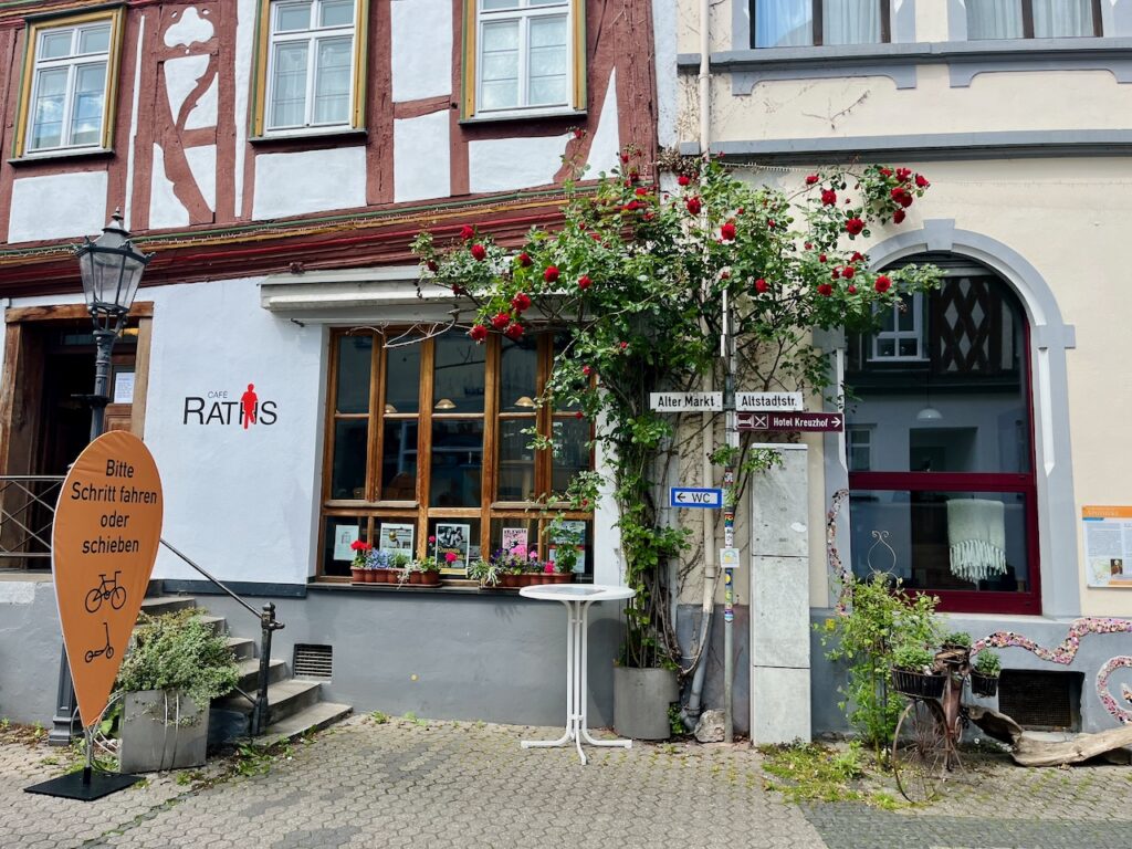 Cafe-Raths-Diez-2026-1-1024x768 Das "neue" Café Raths in Diez - verbindet kölsches Flair mit weltoffener & lokal verwurzelter Bodenständigkeit