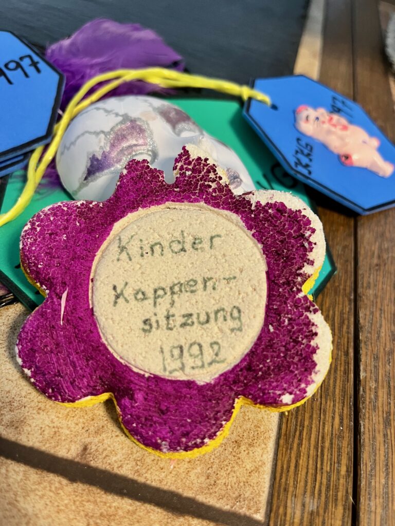 Kulturgut-im-Rhein-Lahn-Kreis-–-Kappensitzung-in-Gutenacker-ist-kulturelles-Highlight-seit-1981-10-768x1024 Kulturgut im Rhein-Lahn-Kreis! Kappensitzung in Gutenacker ist kulturelles Highlight seit 1981