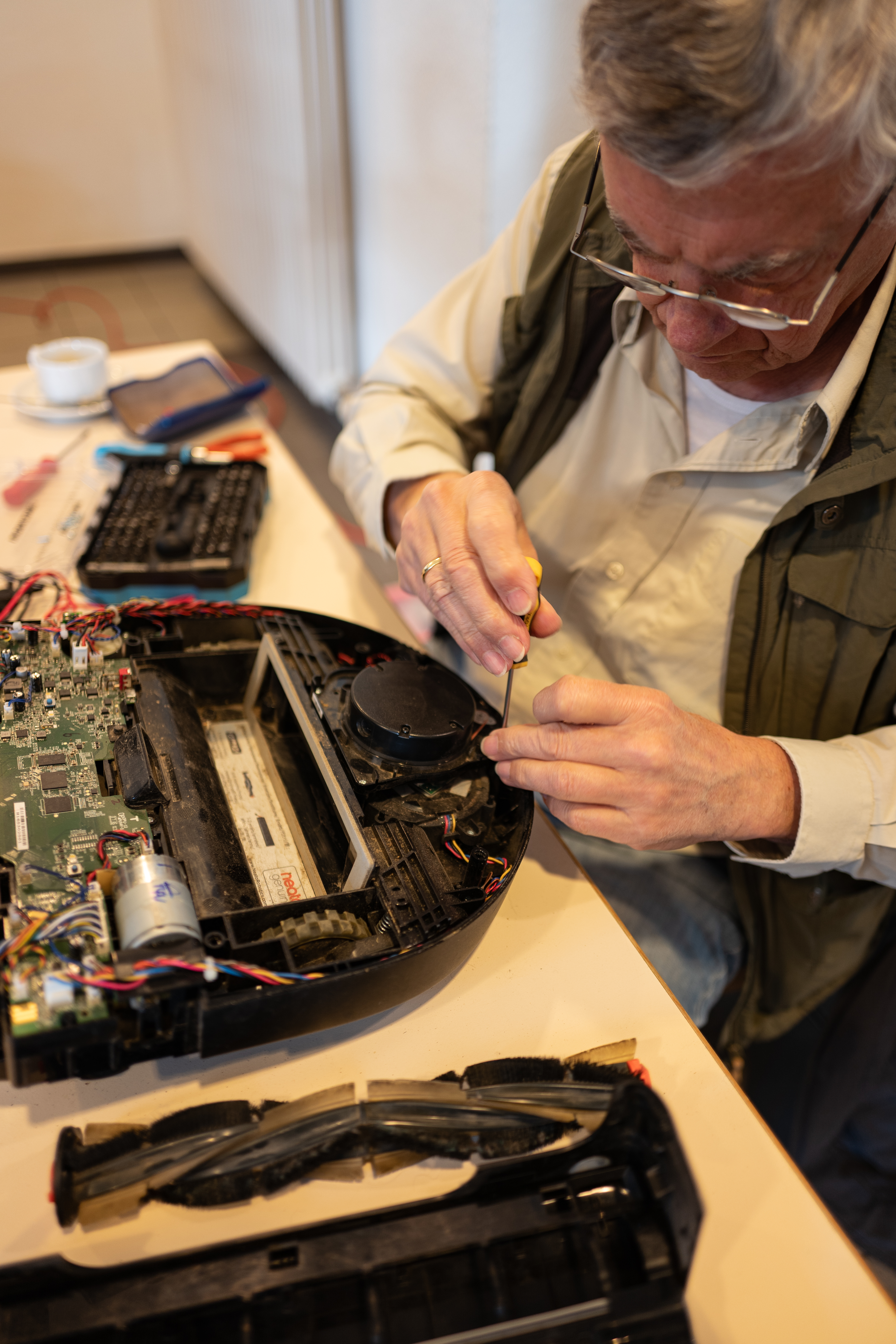 L1190459-1 Reparieren statt wegwerfen - Das Repair-Café in Hahnstätten