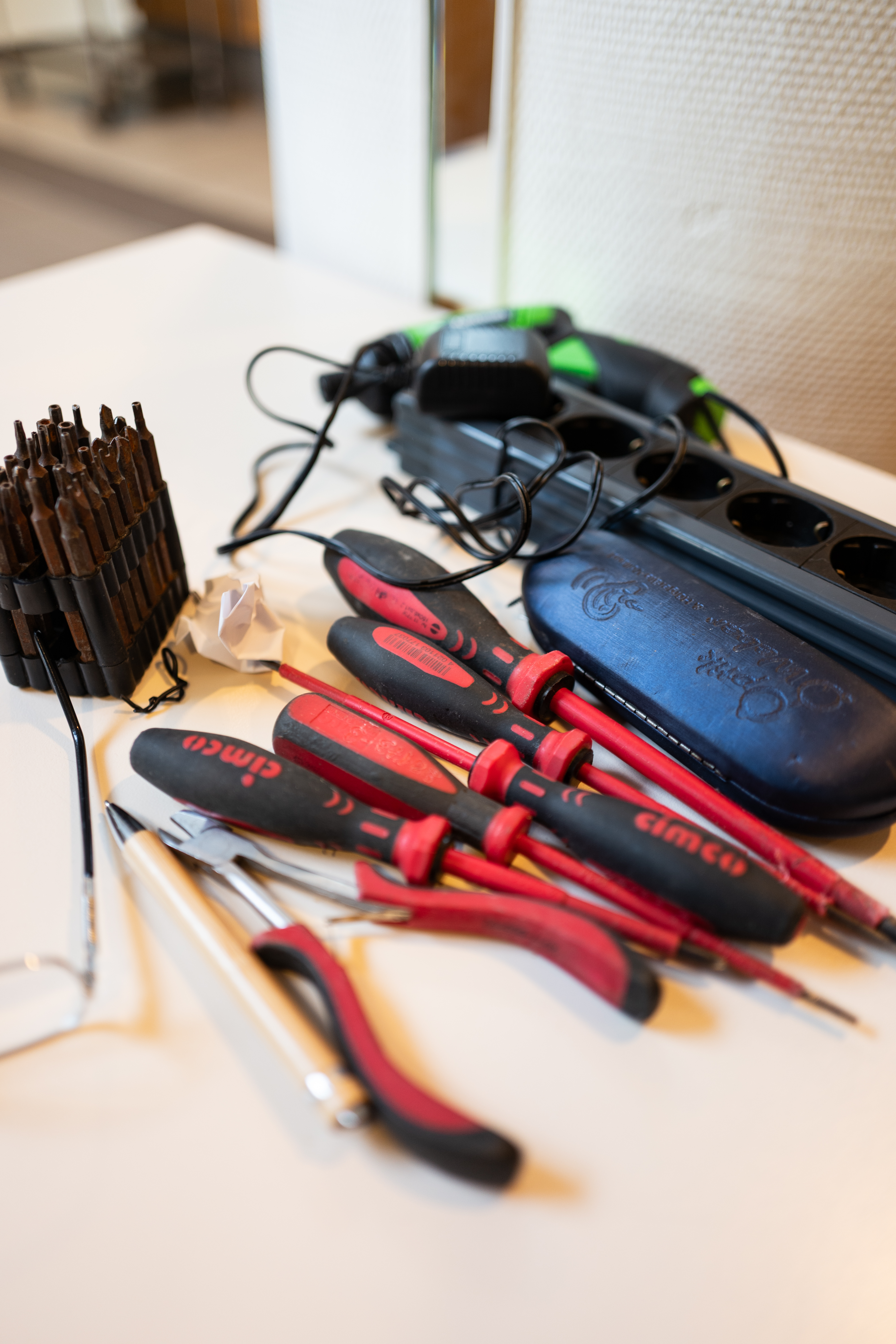 L1190474 Reparieren statt wegwerfen - Das Repair-Café in Hahnstätten