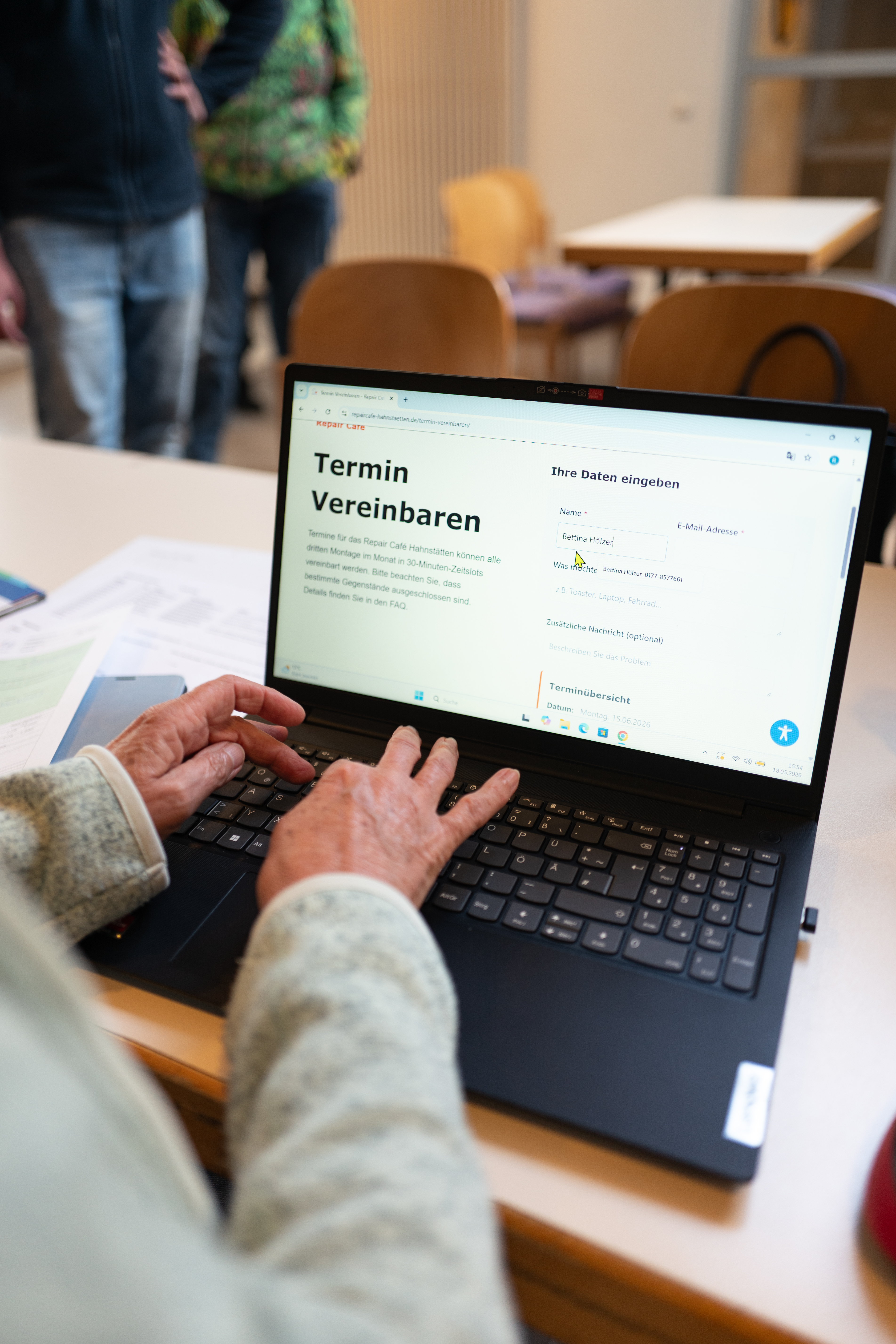 L1190480-1 Reparieren statt wegwerfen - Das Repair-Café in Hahnstätten