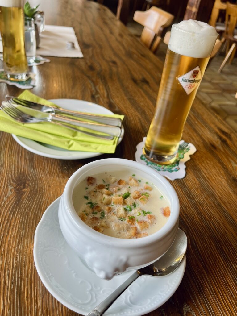 Mittagstisch-Gasthaus-zum-Aartal-Juni-2026-15-768x1024 Mittagstisch im Gasthaus zum Aartal - Familie Ebel liefert voll ab!