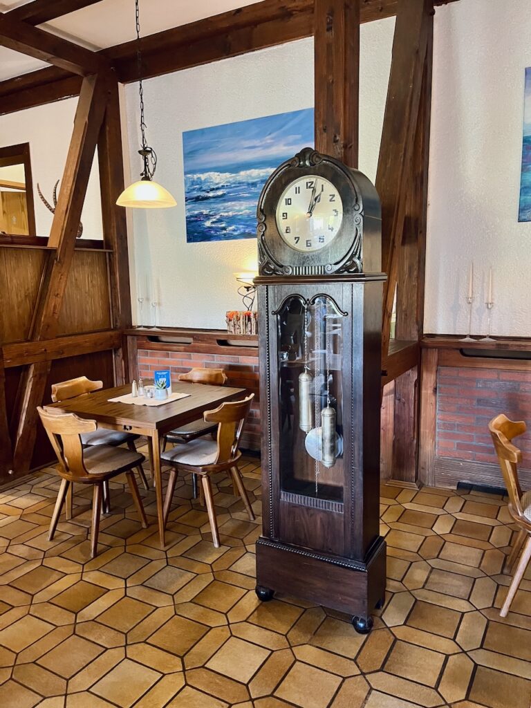 Mittagstisch-Gasthaus-zum-Aartal-Juni-2026-6-768x1024 Mittagstisch im Gasthaus zum Aartal - Familie Ebel liefert voll ab!