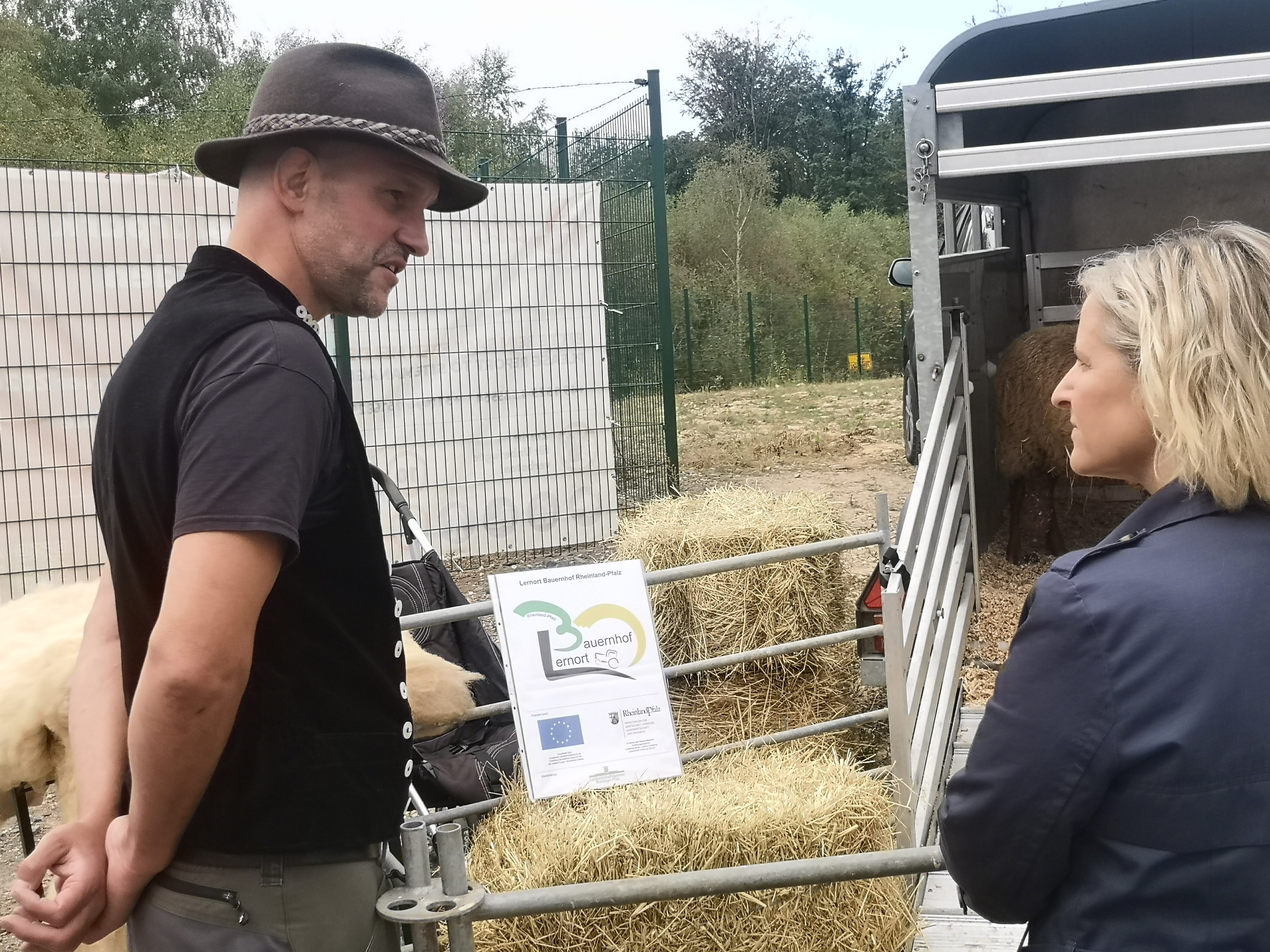 IMG_20260822_121500 PV-Anlage in Winden - Meine Frau hat die richtige Idee gehabt, gesteht Ortsbürgermeister Gebhard Linscheid beim Tag der Offenen Tür .
