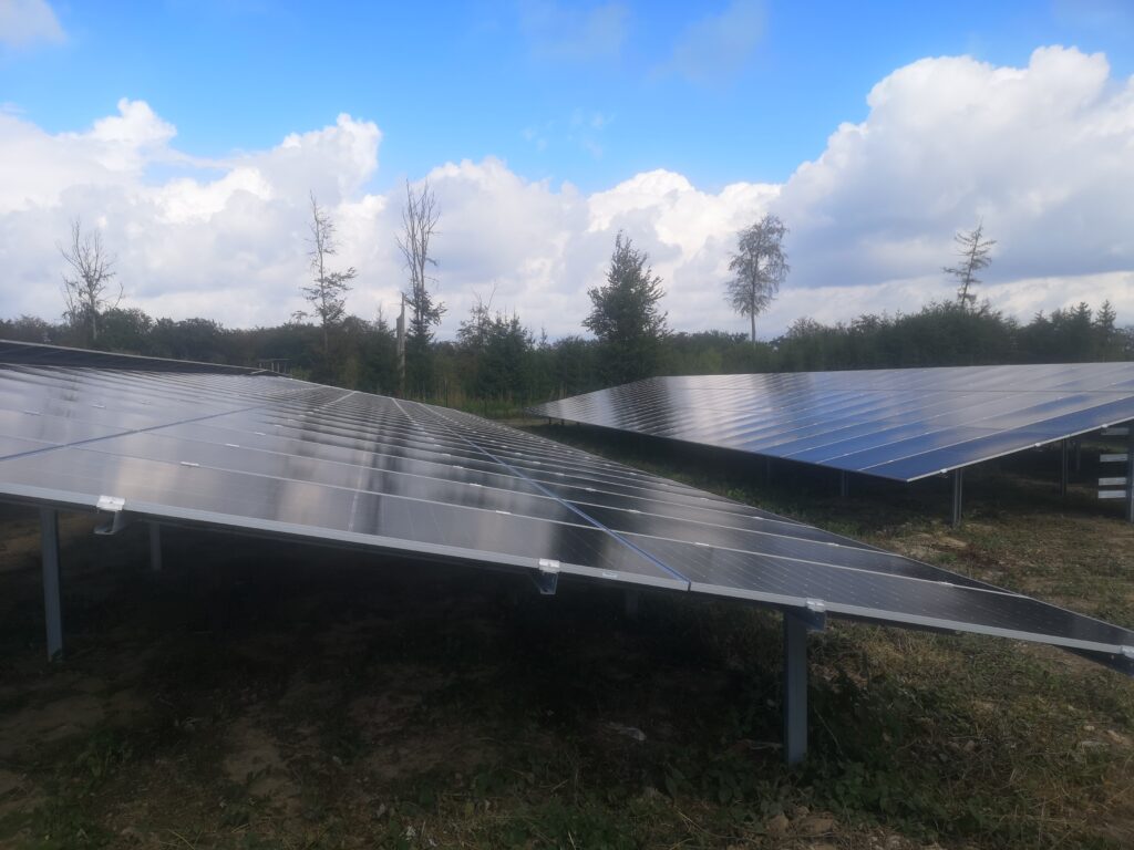 IMG_20260822_125432-1024x768 PV-Anlage in Winden - Meine Frau hat die richtige Idee gehabt, gesteht Ortsbürgermeister Gebhard Linscheid beim Tag der Offenen Tür .