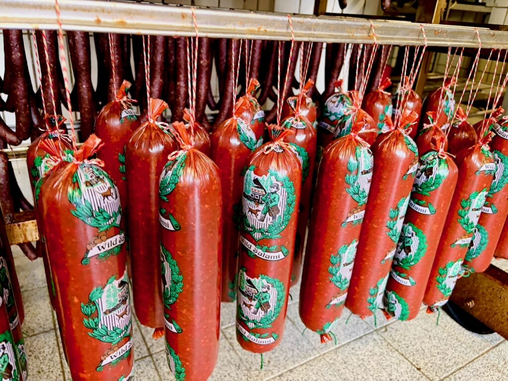 Metzgerei-Reh-Martin-Lange-2026-2-1024x768 Dorfmetzgerei Reh in Altendiez – dort, wo Wurst & Fleisch noch nach Handwerk und Heimat schmecken
