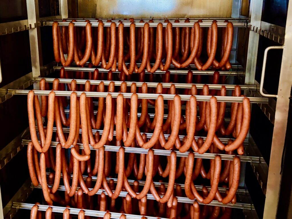 Metzgerei-Reh-Martin-Lange-2026-3-1024x769 Dorfmetzgerei Reh in Altendiez – dort, wo Wurst & Fleisch noch nach Handwerk und Heimat schmecken