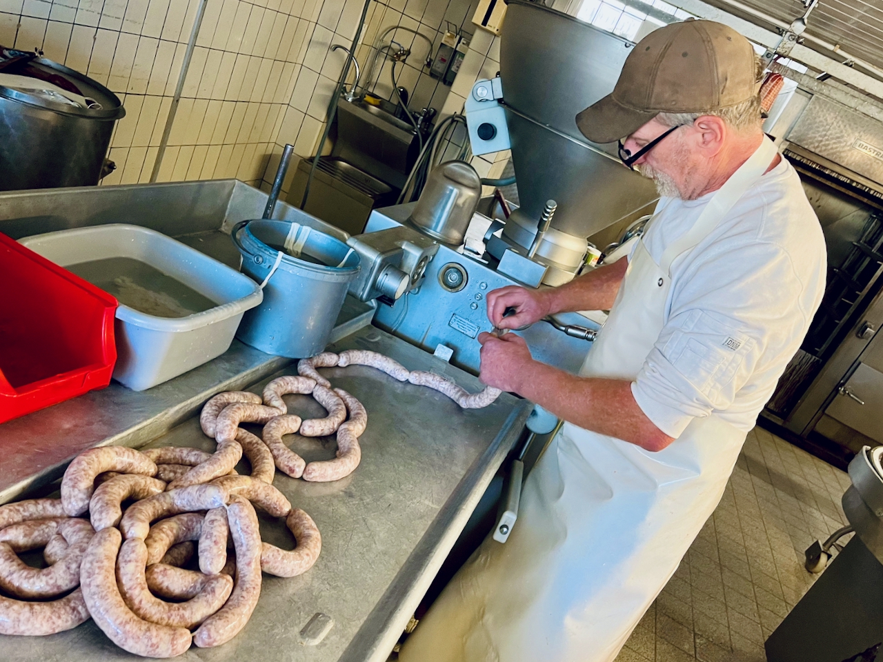 Metzgerei-Reh-Martin-Lange-2026-33 Dorfmetzgerei Reh in Altendiez – dort, wo Wurst & Fleisch noch nach Handwerk und Heimat schmecken