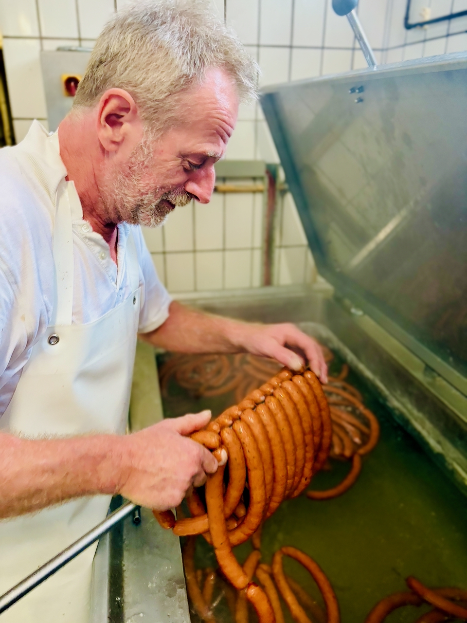 Metzgerei-Reh-Martin-Lange-2026-5 Dorfmetzgerei Reh in Altendiez – dort, wo Wurst & Fleisch noch nach Handwerk und Heimat schmecken