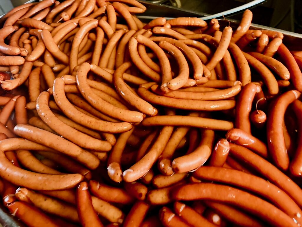 Metzgerei-Reh-Martin-Lange-2026-6-1024x768 Dorfmetzgerei Reh in Altendiez – dort, wo Wurst & Fleisch noch nach Handwerk und Heimat schmecken