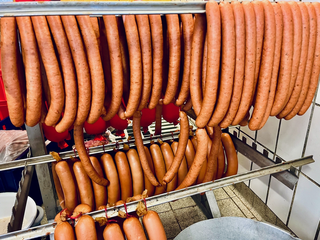 Metzgerei-Reh-Martin-Lange-2026-77 Dorfmetzgerei Reh in Altendiez – dort, wo Wurst & Fleisch noch nach Handwerk und Heimat schmecken