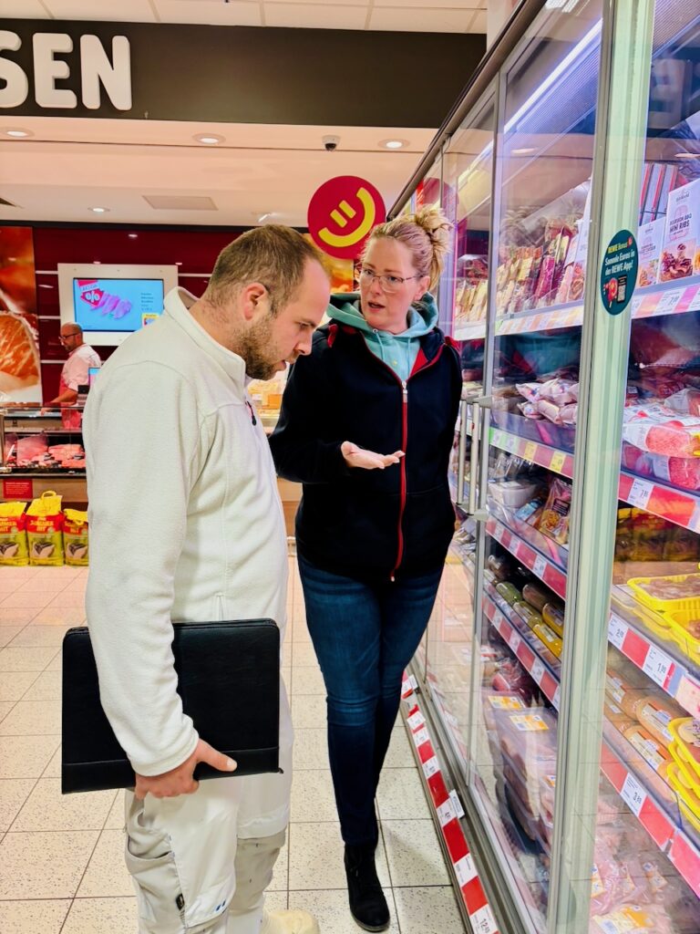Marina-Schuster-Metzger-Nico-Schuhmacher-2026-9-768x1024 Ein Handschlag besiegelt neue regionale Kooperation zwischen Marina Schuster & Metzger Nico Schuhmacher