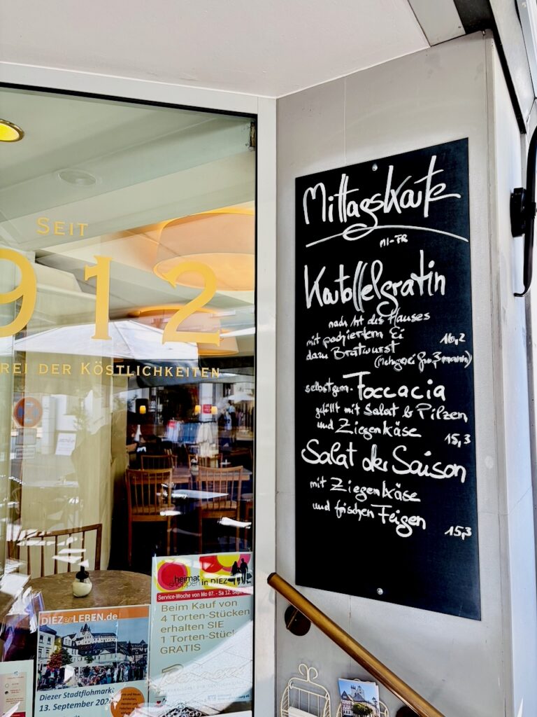 Mittagstisch-Cafe-Bemmerer-Diez-2026-1-768x1024 Marina Schuster trifft Monika Schnurr im Café Bemmerer - zwei starke Frauen, ein hervorragender Mittagstisch, viel Region