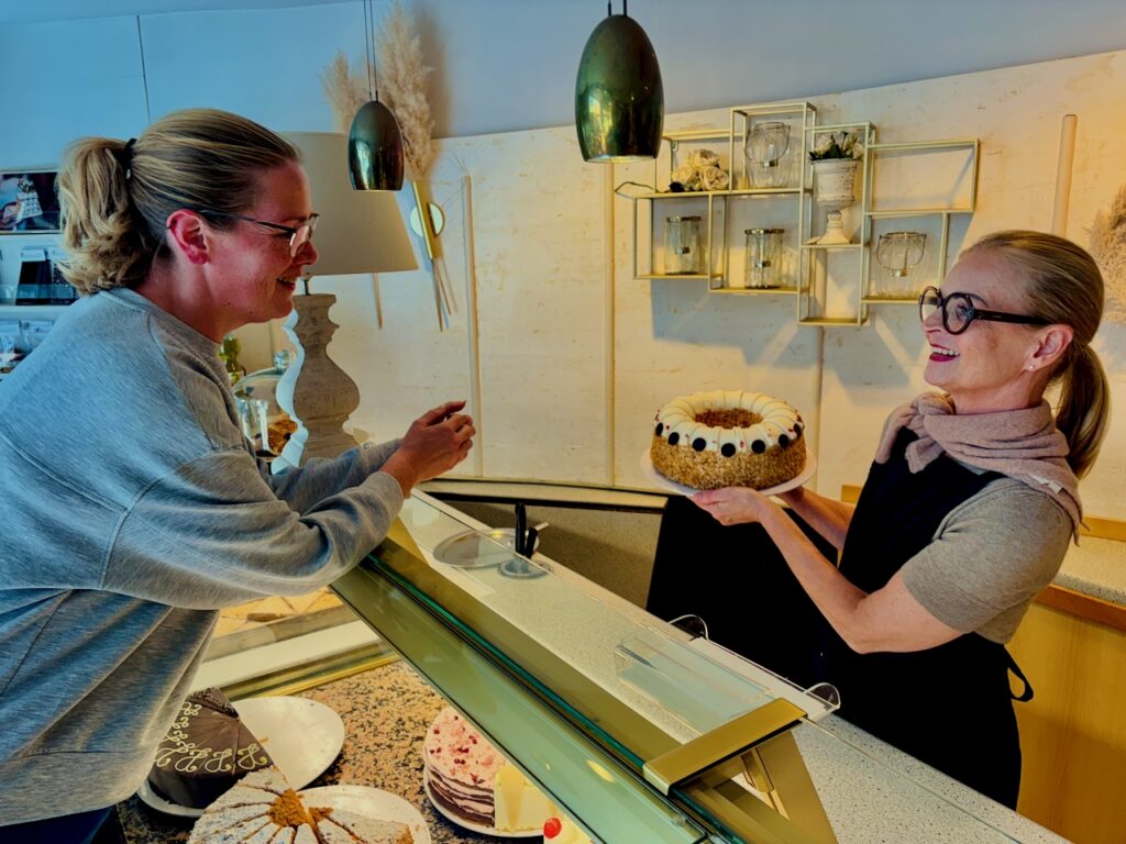 Mittagstisch-Cafe-Bemmerer-Diez-2026-17-1024x768 Marina Schuster trifft Monika Schnurr im Café Bemmerer - zwei starke Frauen, ein hervorragender Mittagstisch, viel Region