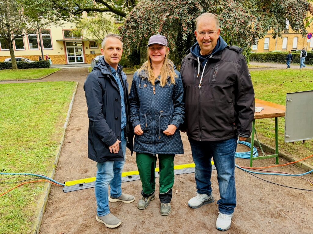 1.-Wochenmarkt-in-Lahnstein-im-Schillerpark-2026-15-1024x768 Start zum neuen Lahnsteiner Wochenmarkt im Schillerpark erfolgreich – großer Ansturm und gute Stimmung