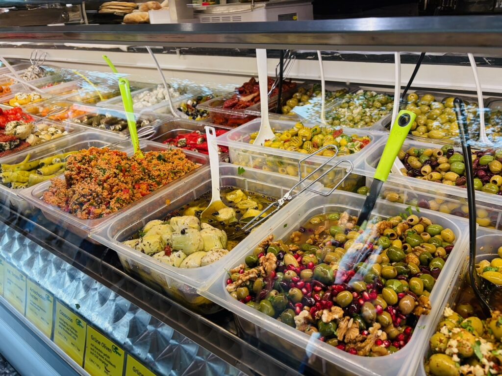 1.-Wochenmarkt-in-Lahnstein-im-Schillerpark-2026-35-1024x768 Start zum neuen Lahnsteiner Wochenmarkt im Schillerpark erfolgreich – großer Ansturm und gute Stimmung