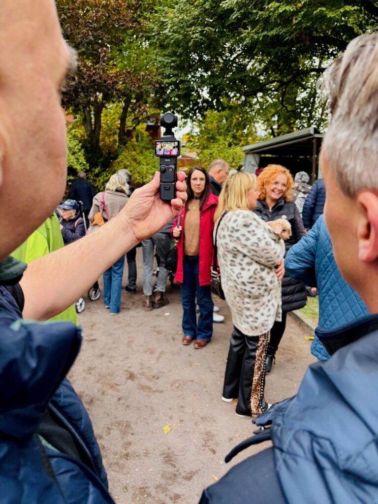 1.-Wochenmarkt-in-Lahnstein-im-Schillerpark-2026-88-768x1024 Start zum neuen Lahnsteiner Wochenmarkt im Schillerpark erfolgreich – großer Ansturm und gute Stimmung