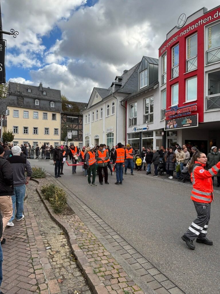 862215772_29516938551246800_2938257585864019466_n-768x1024 Fotos vom Umzug Oktobermarkt 2026 in Nastätten