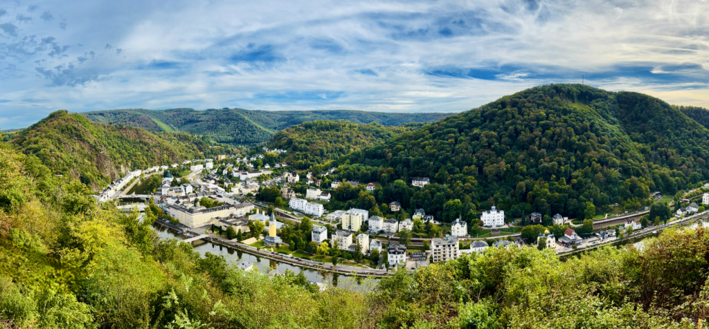 Bildschirmfoto-2026-10-07-um-05.18.28-1024x476 Bad Ems: Zwischen Kaiserbad, Kultur und neuer Politik