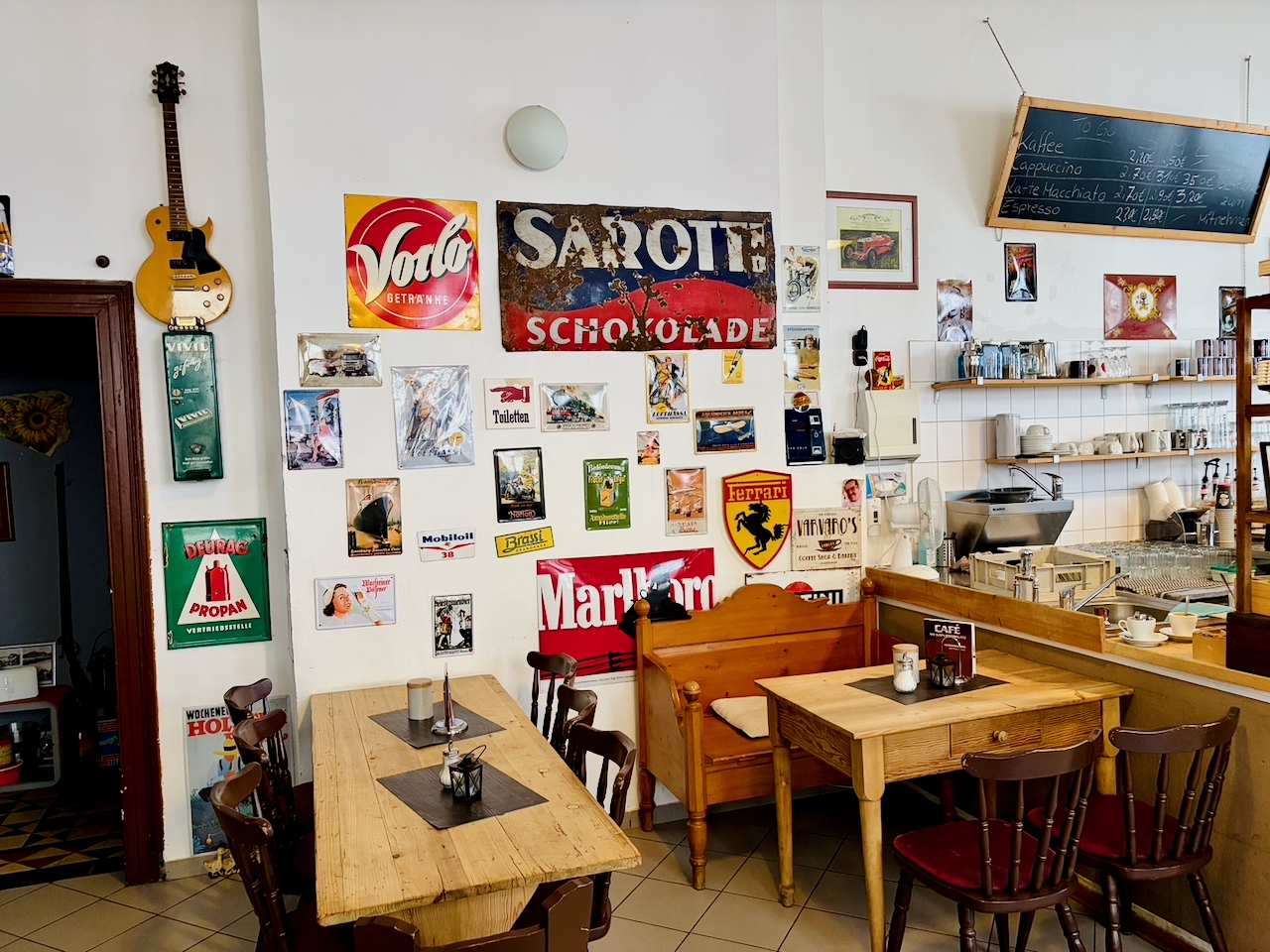 Cafe-am-Kapuzinerplatz-Ehrenbreitstein-2026-5 Ein Stück Italien am Kapuzinerplatz: Giovanni, Ralfs Tiramisu und ein Wochenmarkt zum Verlieben