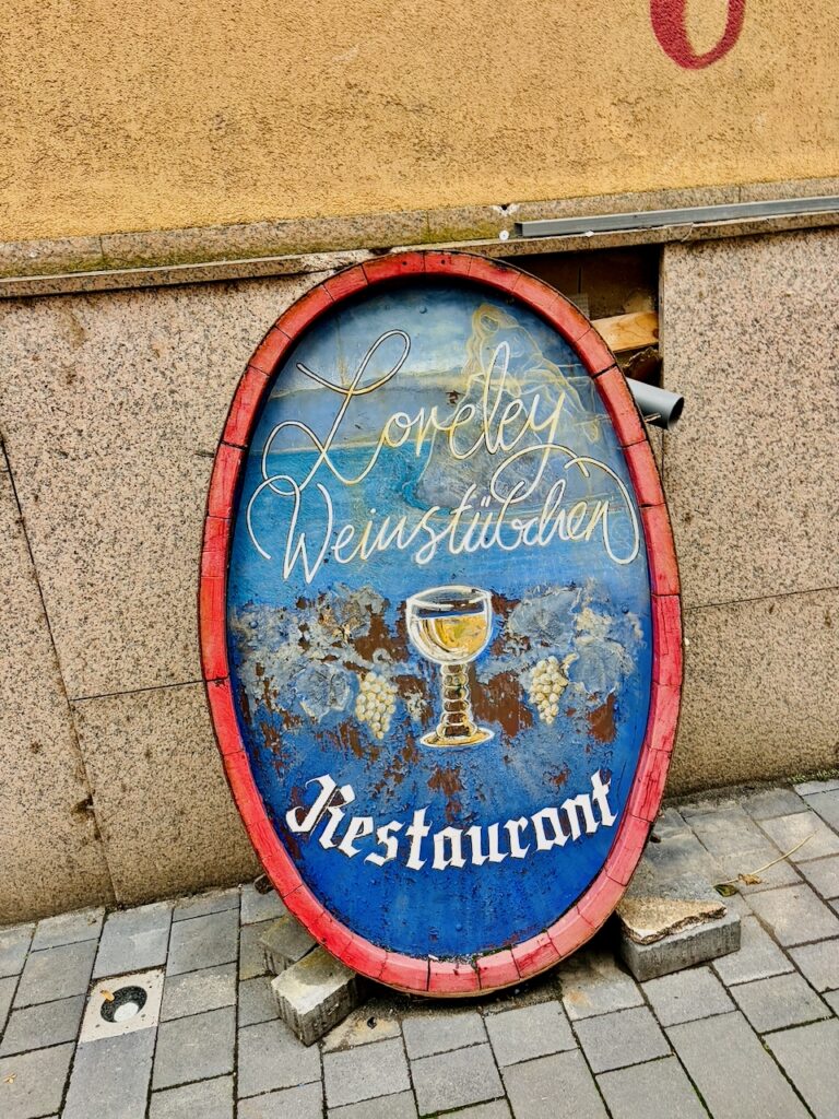 Loreley-Weinstuebchen-St.-Goarshausen-2026-30-768x1024 Loreley Weinstübchen – dort, wo die Wirtin noch selbst kocht